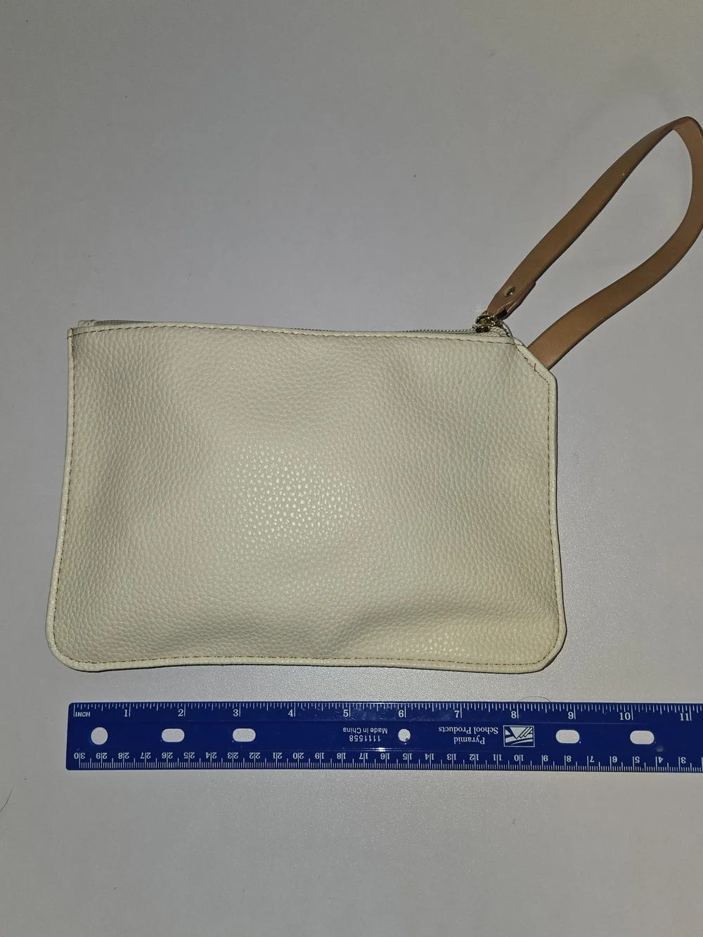 Globe-Trotter up sale